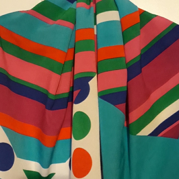 Infinity Scarf - Picture 1 of 3